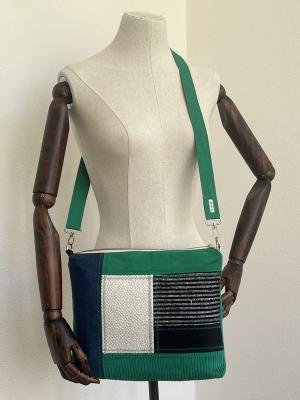 "Flickenwerk IV/6" - GRASGRÜN-JEANS-CREME-SCHWARZ